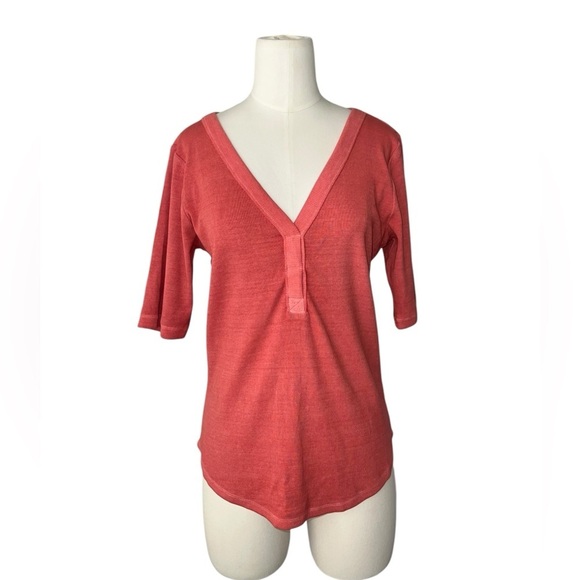 GREY STATE CARTER TOP in Mineral Red Color sz XL - Picture 2 of 6